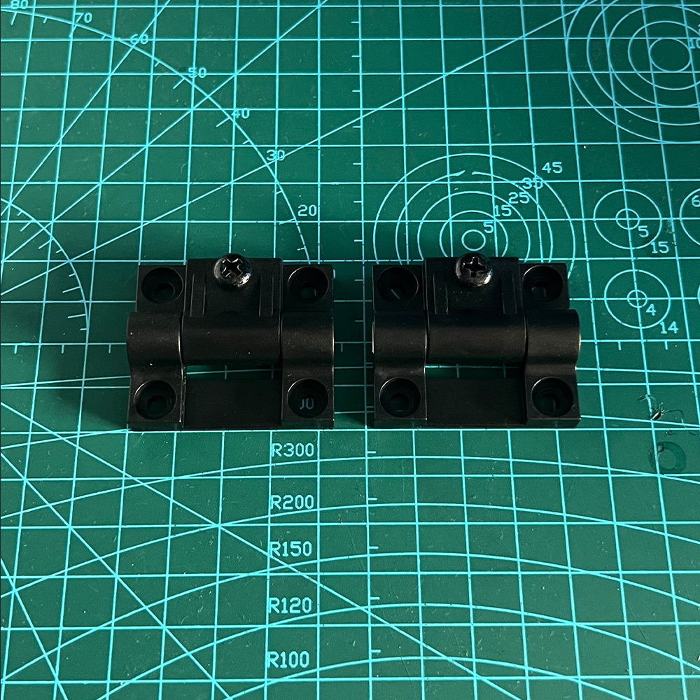 2x Replacement Hinges