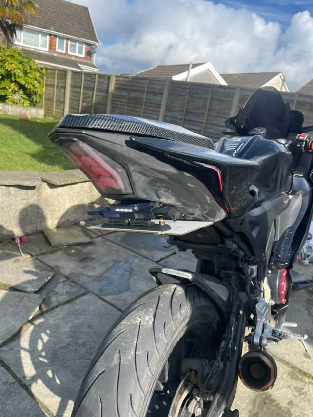 R125 19-24